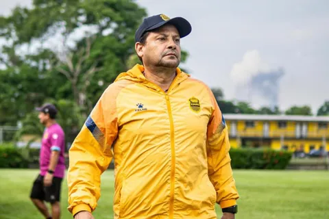"Se ha hablado": lo que se sabe sobre la llegada de Jeaustin Campos como técnico de La Sele