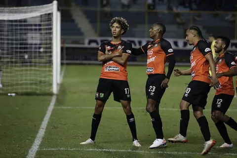 El futbolista brasileño que podría sumarse a la Selecta