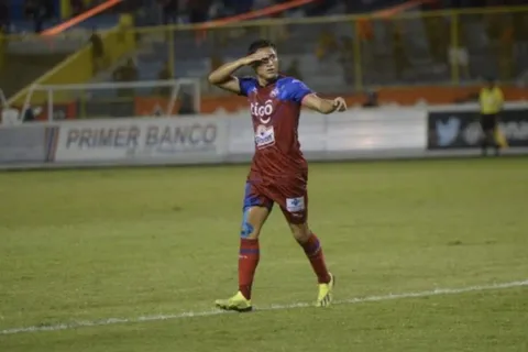 FAS podría sumar el regreso de un destacado futbolista