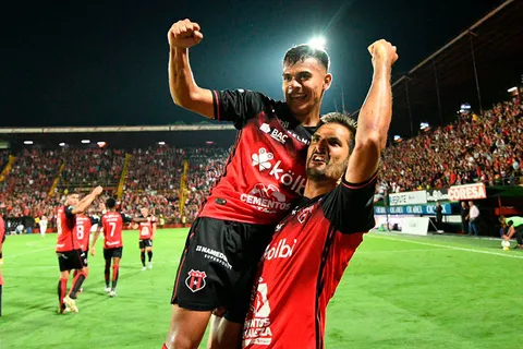Semifinales Costa Rica: Alajuelense eliminó a Cartaginés con goleada