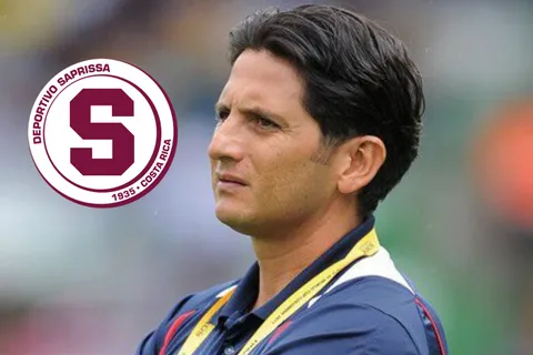 Patea el tablero en Comunicaciones: Ronald González planea dar una sorpresa frente a Saprissa