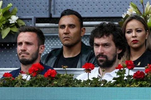 ¡Qué buena espalda la de Keylor Navas con esta estrella del tenis!