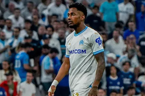 "¡NO PUEDEN!": Amir Murillo toma el centro de la escena en Olympique de Marsella vs. Atalanta por Europa League