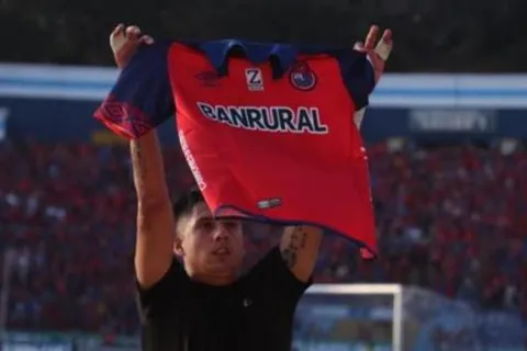 El "Gambeta" Díaz disparó contra la afición del Antigua: "Ya me olvidé de ellos"
