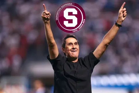 "Pagarle a Saprissa": Guimaraes insiste y Alajuelense se mueve para quedarse con un ex jugador morado