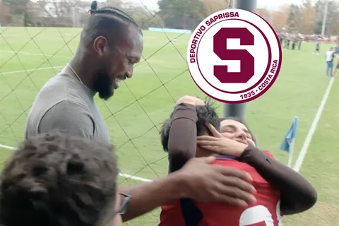 “Nuevo jugador de Saprissa”: Erick Lonnis cierra el fichaje de una joya con el visto bueno de Kendall Waston