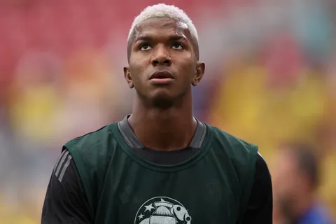 El sentido mensaje de Jeyland Mitchell antes de firmar con el Feyenoord