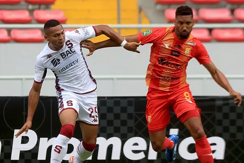 Saprissa y Herediano fueron beneficiados indirectamente.