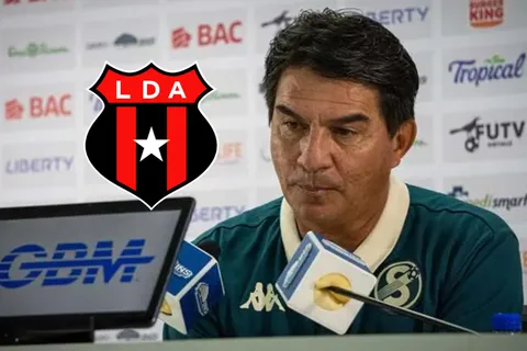 El problema de Saprissa que preocupa a Vladimir Quesada y le puede terminar dando la 31 a Alajuelense en la final