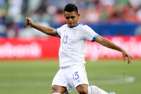 Alexander Larín señala el aspecto que El Salvador está recuperando