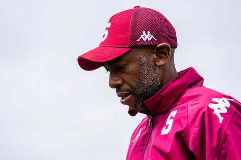 Wanchope confirma la limpieza: el DT de Saprissa anuncia salidas pesadas en un momento decisivo