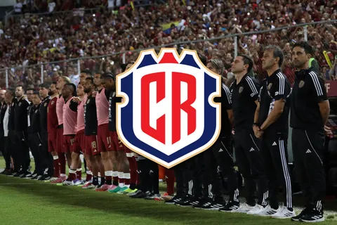 Bocha Batista llega con un mundialista.