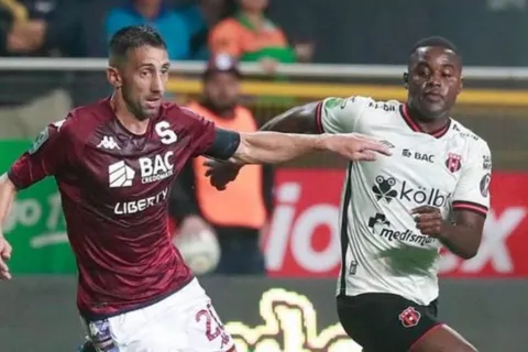Saprissa y Alajuelense se pelean por un fichaje bomba.
