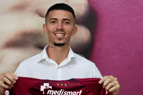 Jefferson Brenes negocia su renovación con Saprissa.