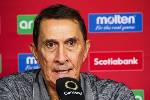 Guimaraes les desea lo peor a los demás equipos tras el empate de Alajuelense