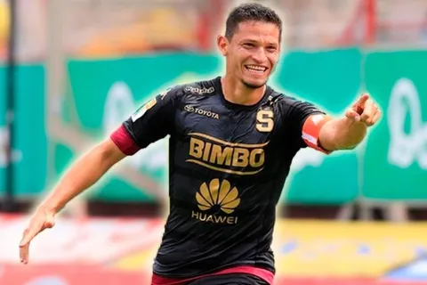 ¡Es oficial! Saprissa anuncia el regreso de Daniel Colindres