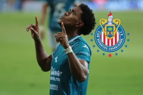 Édgar Bárcenas silenció a las Chivas del Guadalajara en México con este gol [VIDEO]