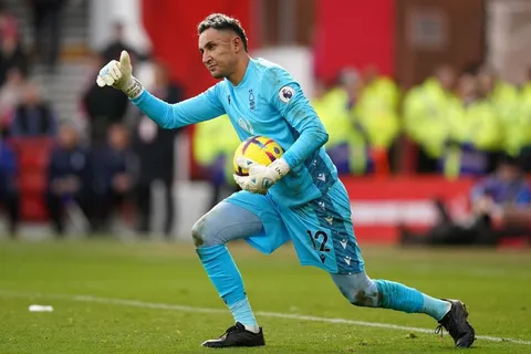 En las redes se acordaron de Keylor Navas tras la eliminación del PSG