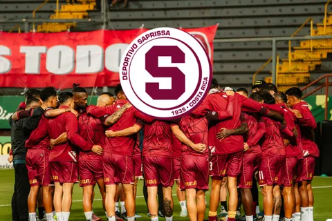 Salió campeón con Saprissa, estaba brillando en Europa pero ahora lo acusan de traidor y lo sacaron del equipo: "Una total falta de respeto"
