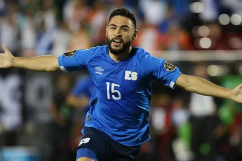 alex roldan-el salvador-bolillo gomez