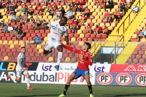 Cecilio Waterman marcó en la derrota de Everton de Viña del Mar [VIDEO]