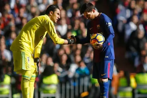 PSG de Keylor Navas le envía una oferta formal a Lionel Messi