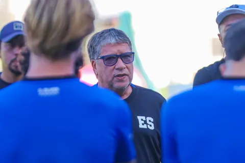 la selecta-seleccion el salvador-bolillo gomez