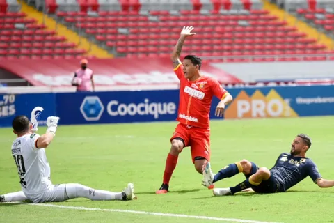 Unafut anuncia que adelantó la final de la Liga Promerica