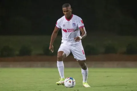 Brayan Beckeles rompió el silencio tras la eliminación de Olimpia en la Copa Centroamericana