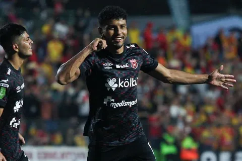 Johan Venegas aseguró que vienen perjudicando Alajuelense en este Apertura 2023