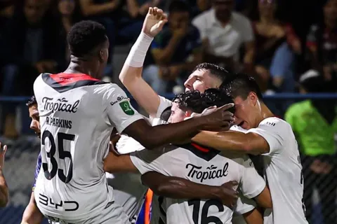Siguen las respuestas a Fonseca en Alajuelense.