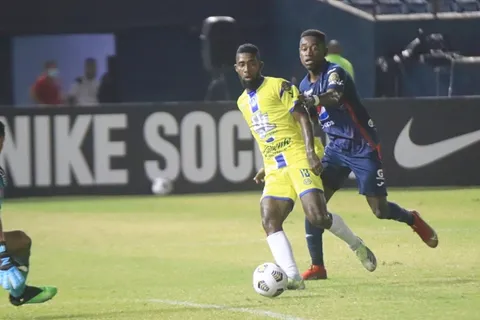 Liga Concacaf: Club Deportivo Universitario y Motagua empatan a dos goles [VIDEO]