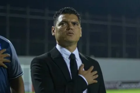 Luis Alvarado: “No acepto que quieran empañar a los muchachos”