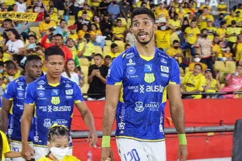 Gerardo Gordillo en el Equipo de la Semana en Ecuador