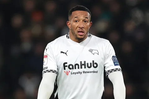 Nathaniel Mendez-Laing está viviendo un auténtico calvario en el futbol de Inglaterra
