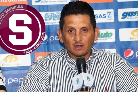 La declaración que expone el mayor temor de Ronald González de cara al repechaje de Comunicaciones con Saprissa