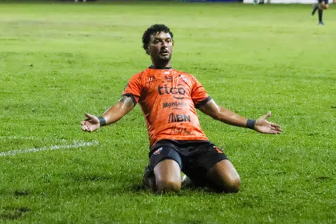 Michael Barrantes podría cambiar su destino. (Foto: La Nación)