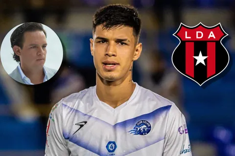 Javier San Román se mostró muy molesto con Lesme y Alajuelense. (Foto: Everardo Herrera)