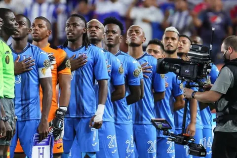 ¡Sorpresa! Ex figura de la Selección, Olimpia y Motagua anuncia su retiro a los 28 años