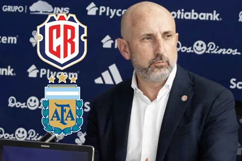 "Ya hablaron": filtran al DT de Argentina que Fedefútbol tiene en carpeta para Costa Rica... y no es Andrés Carevic
