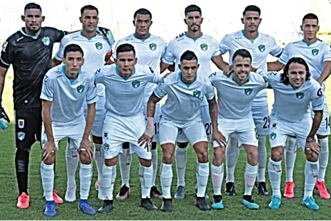 Alerta: jugador de Comunicaciones dio positivo por COVID-19