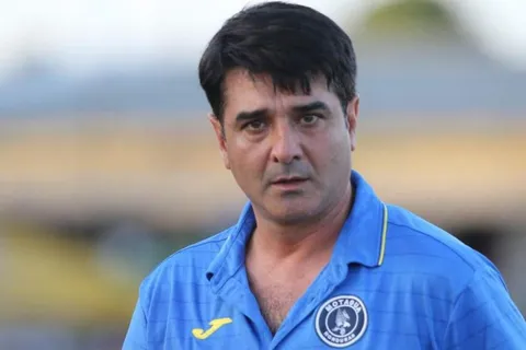 Diego Vázquez criticó la medida de 50 personas en el estadio