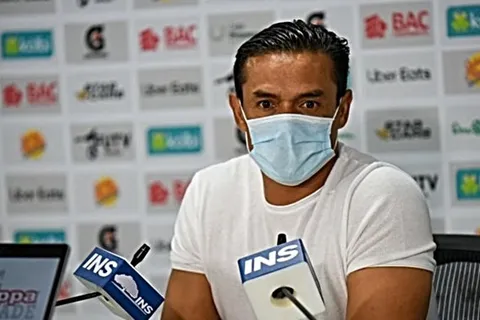 Walter Centeno aseguró que ningún jugador tiene asegurado un lugar en el once titular