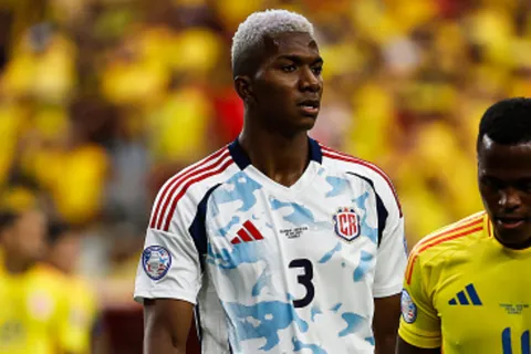 Jeyland Mitchell le deja las cosas claras a Saprissa en su carta para Alajuelense