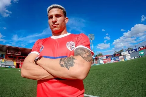 Los tres equipos de Costa Rica que van por Luis Paradela