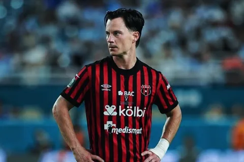 Juanpi Añor: el salario que podría cobrar en Alajuelense tras llegar a ganar 2 millones de euros al año en Málaga