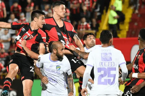 Comunicaciones va a fondo: la dura sanción que podría caerle a Alajuelense por la trifulca en el Morera Soto