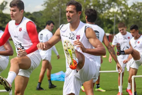 "Motivación máxima..." El mensaje de Celso en su primer entrenamiento con LDA