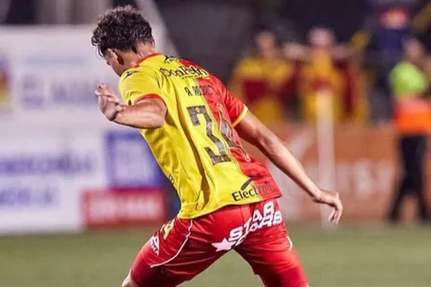 ¿Llegan ofertas? Herediano le coloca precio a su joya Andy Rojas en el mercado