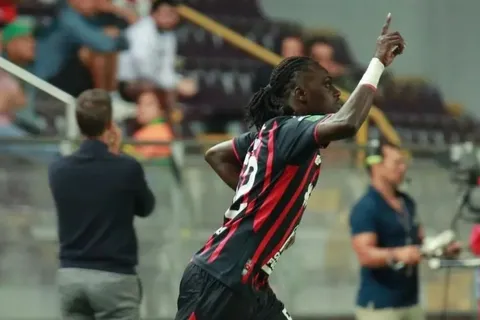 ¿Cómo va el trámite de naturalización del jugador trinitario Aubrey David en Costa Rica?